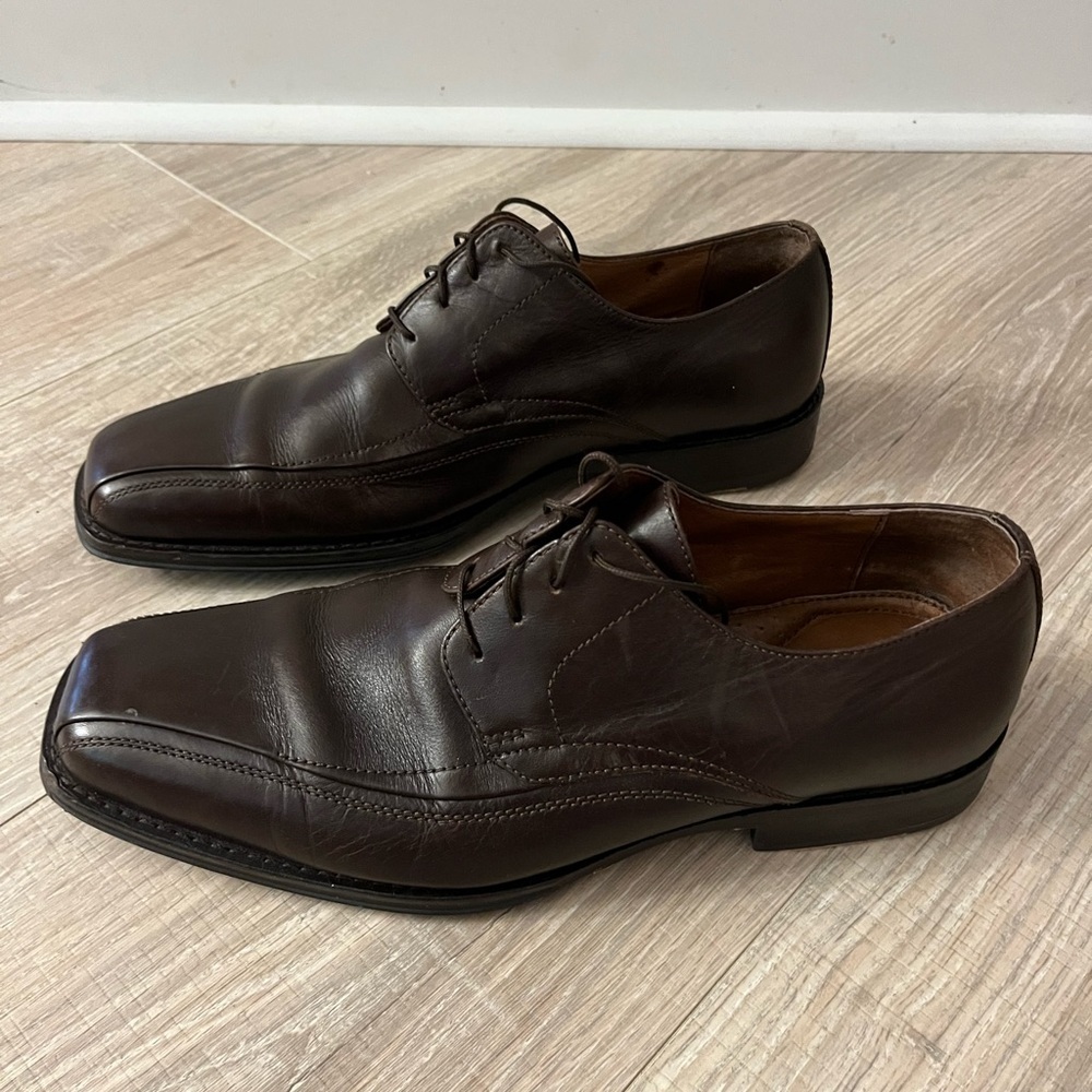 Johnston and Murphy Shoes 8 - Picture 2 of 6